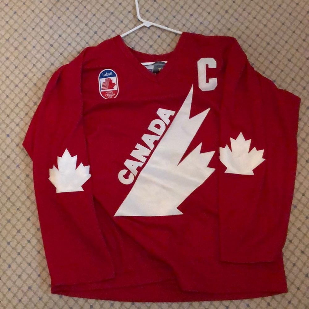 Vintage Canada Hockey Jersey